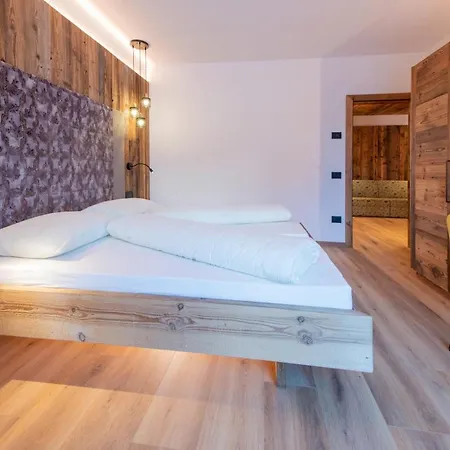 Aparthotel Ciasa Costisela
